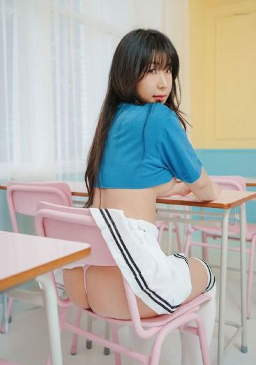 美女一级黄片_1080P在线手机播放