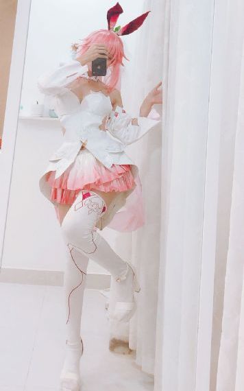 岳的小嘴含的我很舒服_BD英语神马在线观看