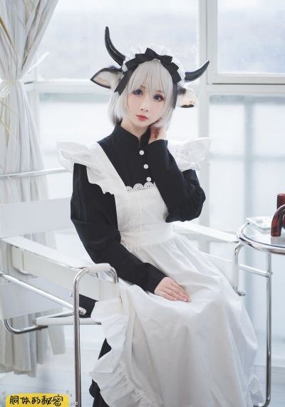 唐伯虎校服眼镜_超清日韩电影在线